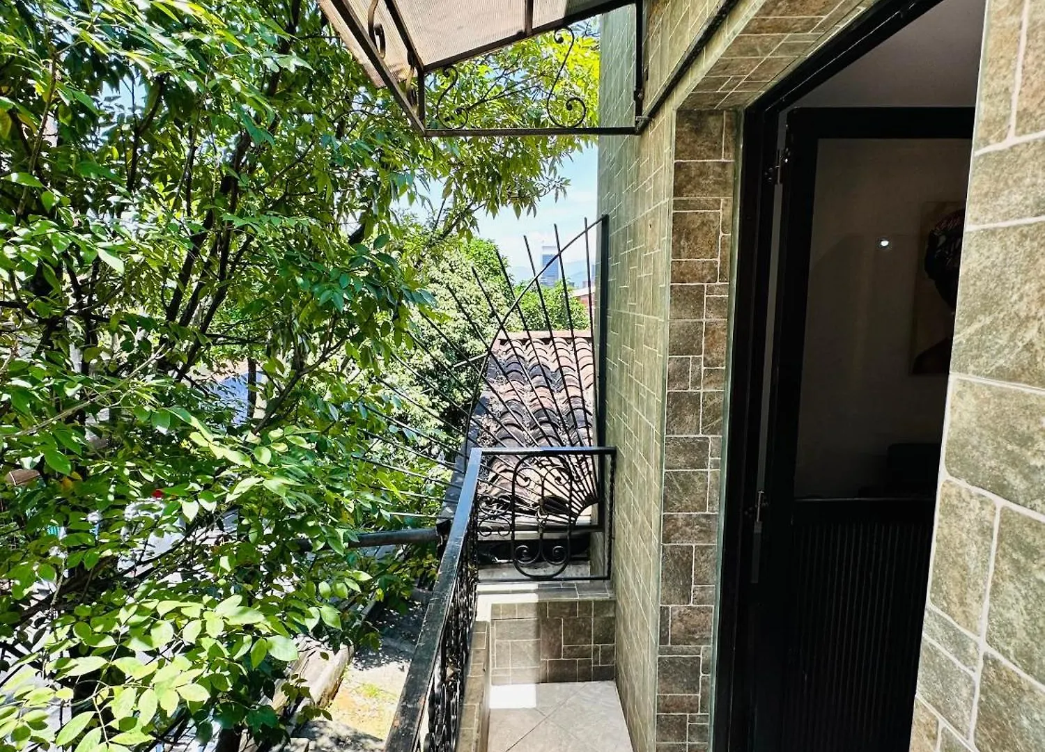 Hermoso Y Amplio Apartamento Cerca Al Centro De Medellin Apartment